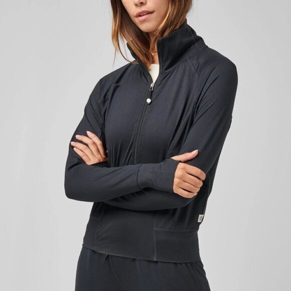 GREATNESS WINS - SLENDER COZY HALF ZIP - Picture 2 of 7